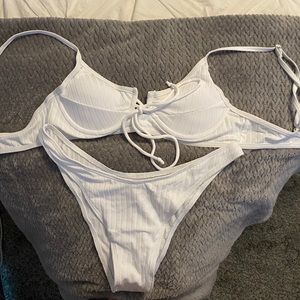 Underwire bikini